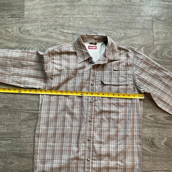 Wrangler Men Button Down Shirt Premium‎ Quality Long Sleeve Utility Size Small - Picture 7 of 7